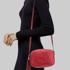 Gucci Soho disco Crossbody bag in red pebble leather